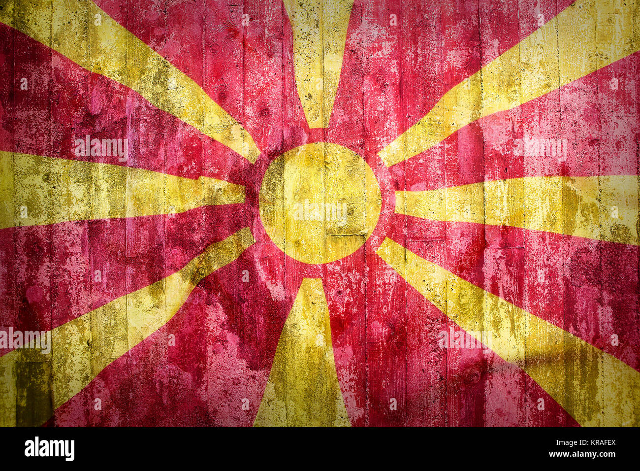 Grunge style de Macédoine drapeau sur un mur de brique pour le fond Banque D'Images