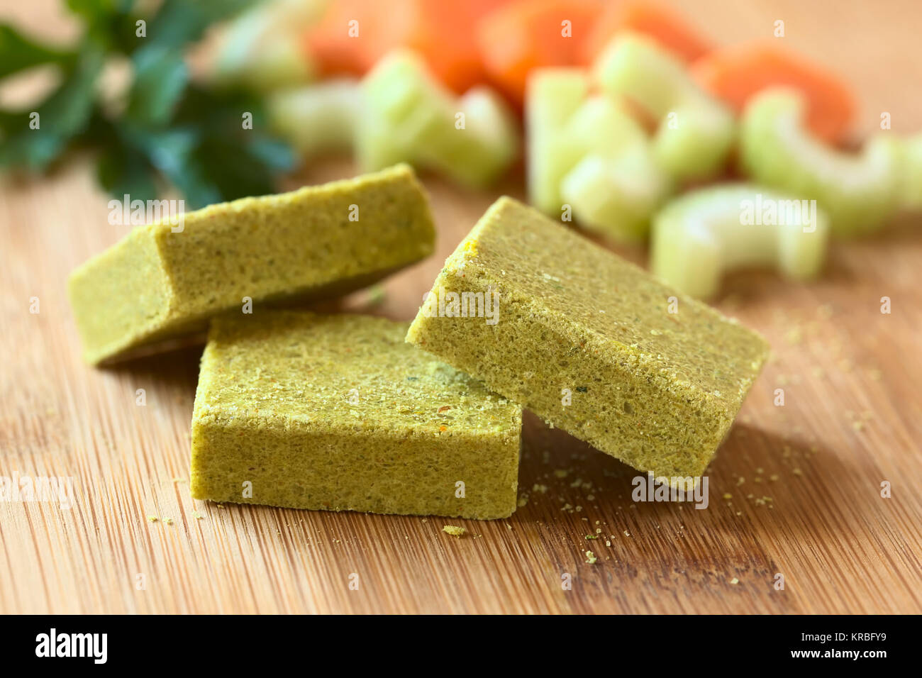 Stock, bouillon de légumes ou de bouillon Cubes Banque D'Images