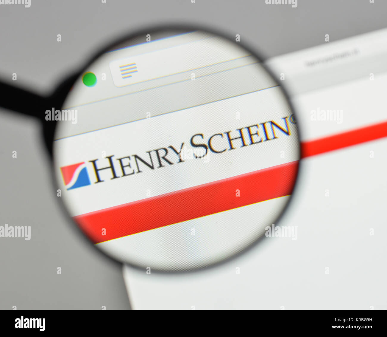 Milan, Italie - 10 août 2017 : Henry Schein logo sur la page d'accueil du site. Banque D'Images