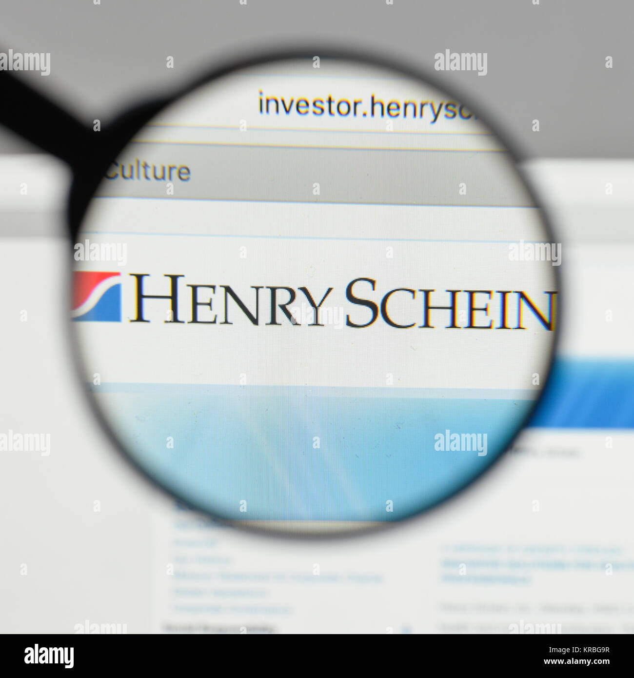 Milan, Italie - 10 août 2017 : Henry Schein logo sur la page d'accueil du site. Banque D'Images