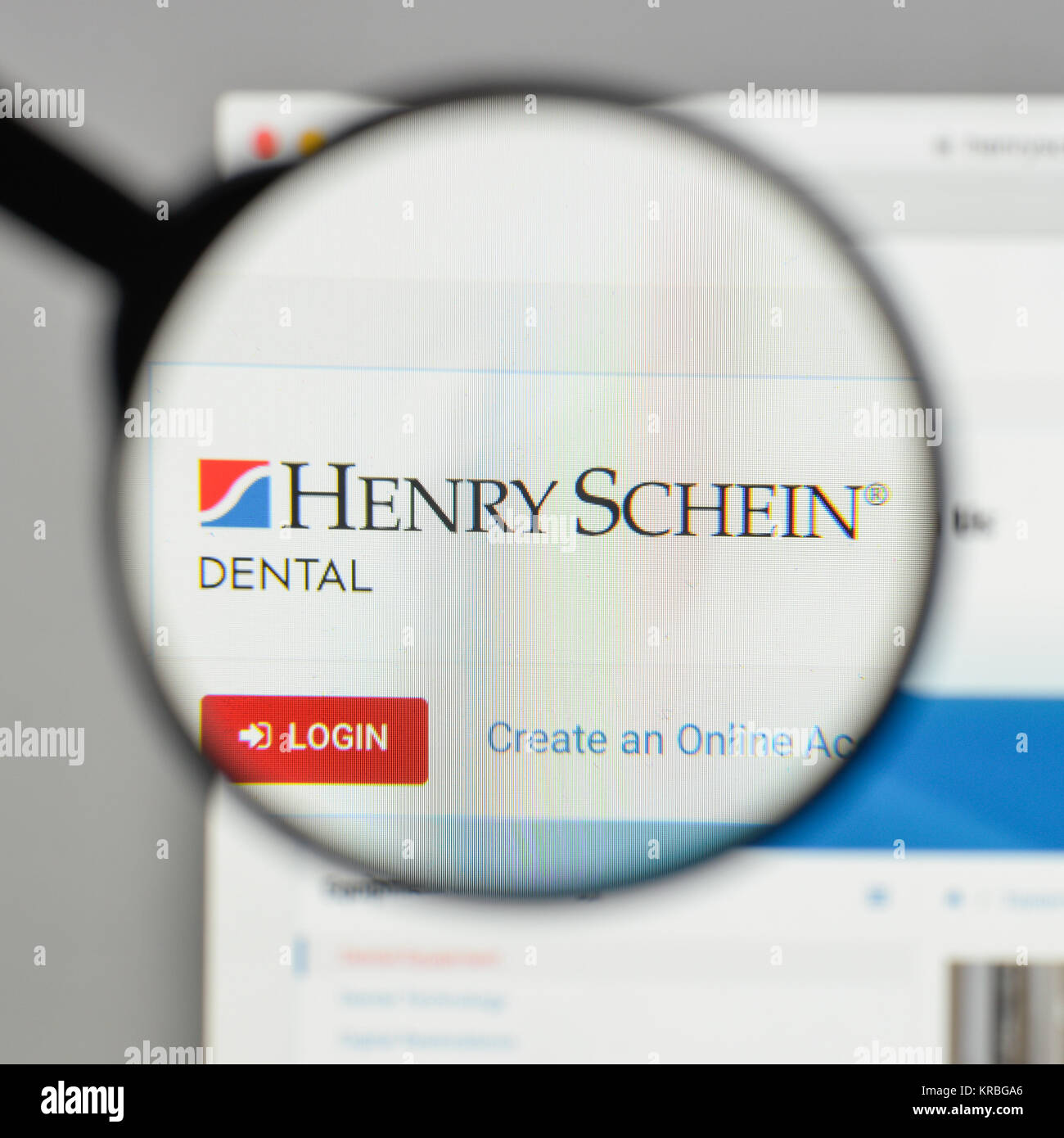 Milan, Italie - 10 août 2017 : Henry Schein logo sur la page d'accueil du site. Banque D'Images