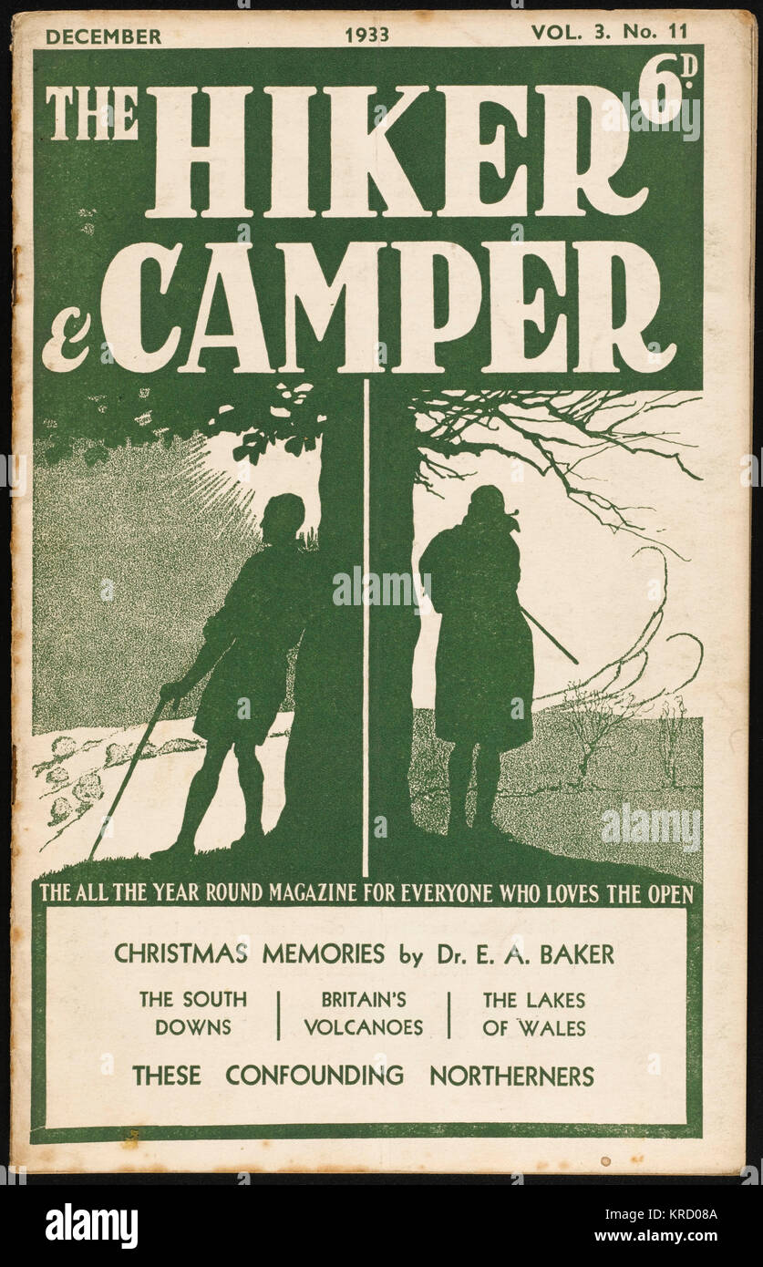 Capot avant de randonneur et Camping-magazine, consacré à l'un des passe-temps les plus populaires des années 1930. Deux randonneurs pause sur leur promenade pour admirer le paysage de la campagne. Green Date : Décembre 1933 Banque D'Images