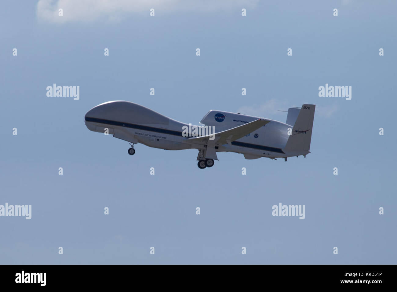 Global Hawk 872 de la NASA Wallops departes (9956536244) Banque D'Images