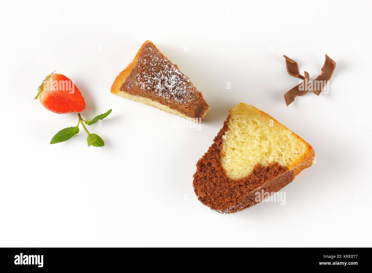 Tranches de gâteau bundt de marbre Banque D'Images