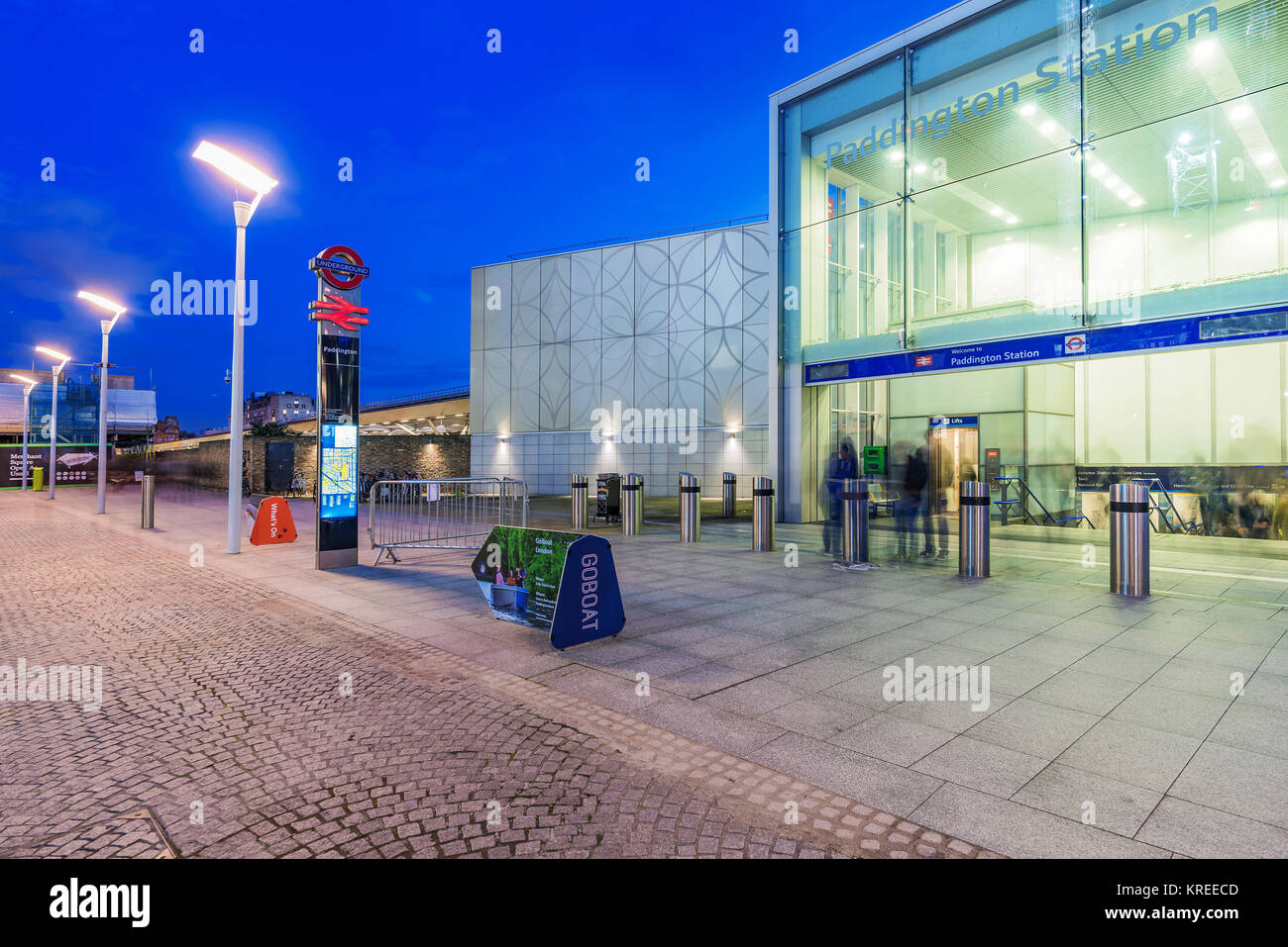 Londres, Royaume-Uni - 31 OCTOBRE : gare de Paddington, l'entrée de la rivière le long du Regents Canal le 31 octobre 2017 à Londres Banque D'Images