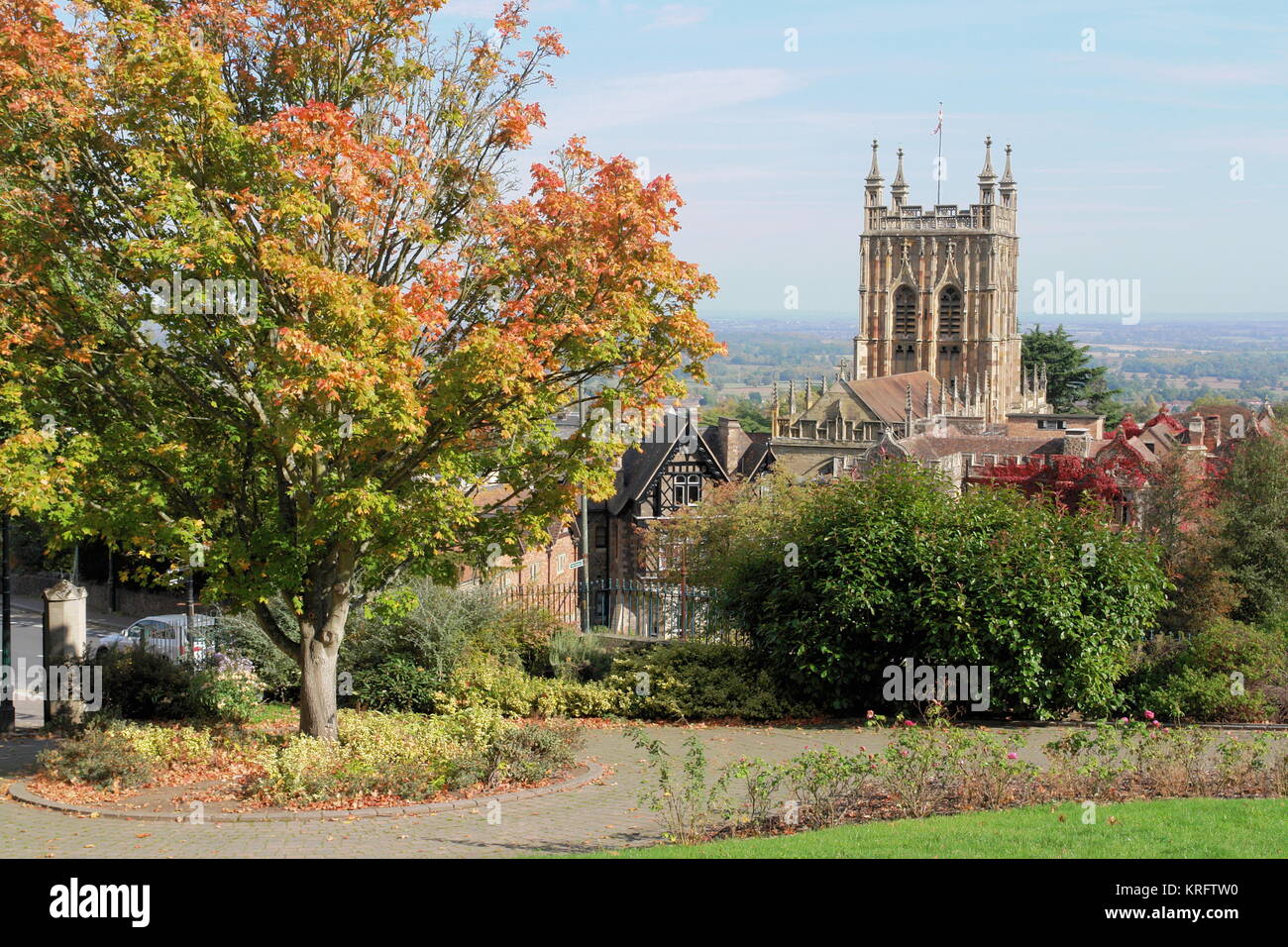 L'église du Prieuré Great Malvern, Malvern, Worcestershire, dont certaines parties remontent au 11e siècle. À l'origine un monastère bénédictin, c'est maintenant une église paroissiale anglicane classée Grade I. Banque D'Images
