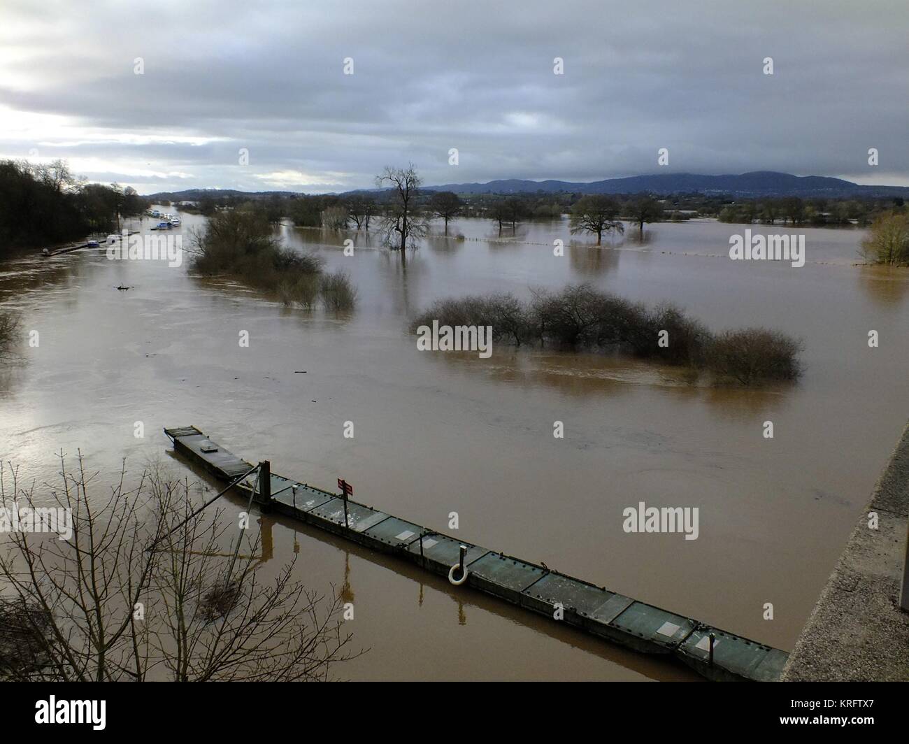 Inondations dans la région de Worcester, Worcestershire, en janvier et février 2013. De fortes pluies sur un certain nombre de semaines ont fait briser les rives des rivières. Banque D'Images