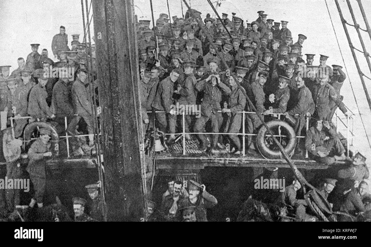 Troupes britanniques traversant la Manche, WW1, août 1914 Banque D'Images
