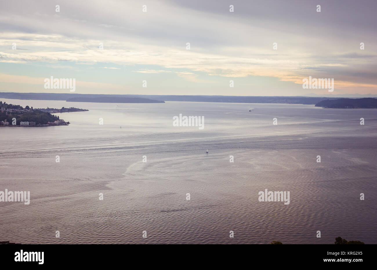 Vue spectaculaire sur la baie de l'océan près de Seattle Banque D'Images