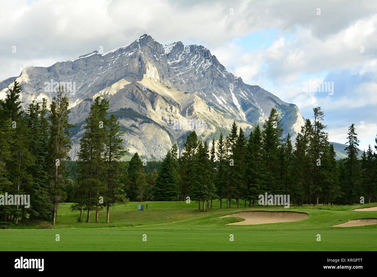 Golf Banff Springs dans les belles Montagnes Rocheuses Banque D'Images