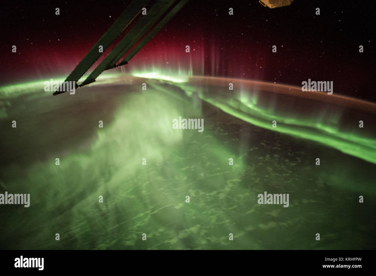 ISS-44 nuit l'Observation de la terre d'un Aurora Australis Banque D'Images