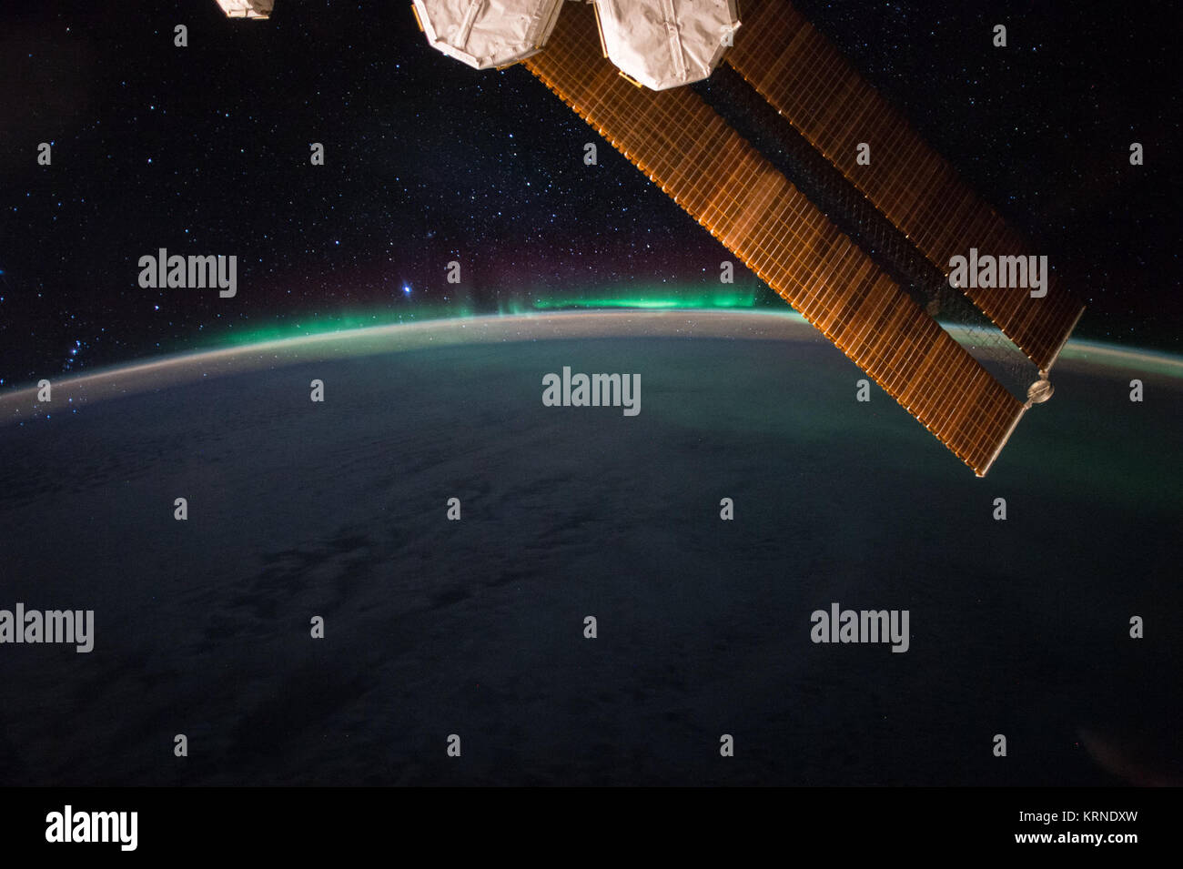 ISS-52 Aurora Australis au-dessus de l'Océan Austral Banque D'Images