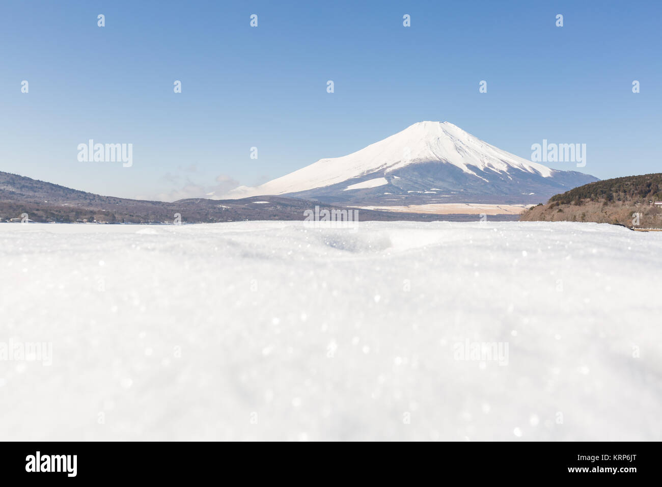 Le Mont Fuji hiver lac Yamanaka Banque D'Images