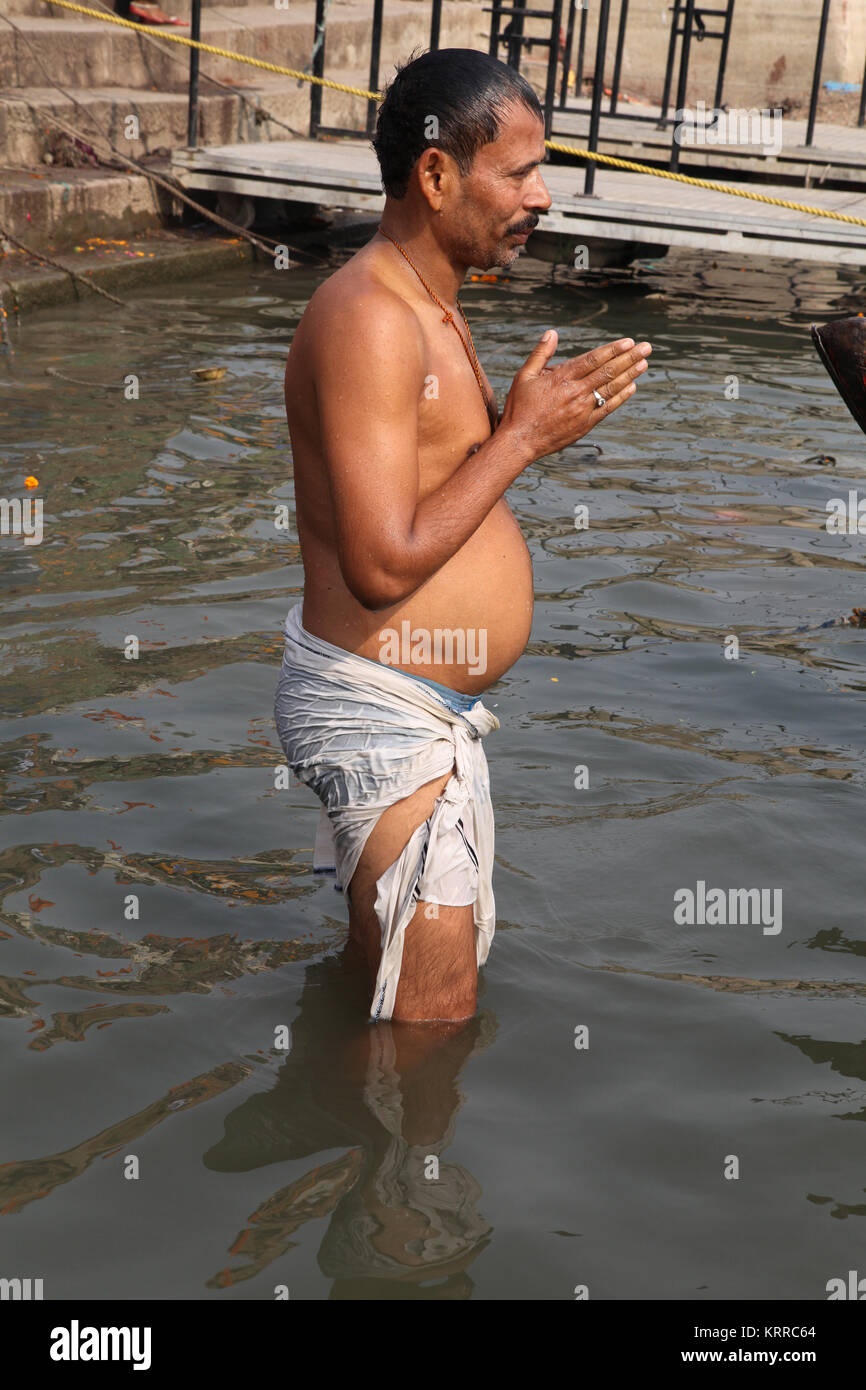 Pot belly Banque de photographies et d'images à haute résolution - Alamy