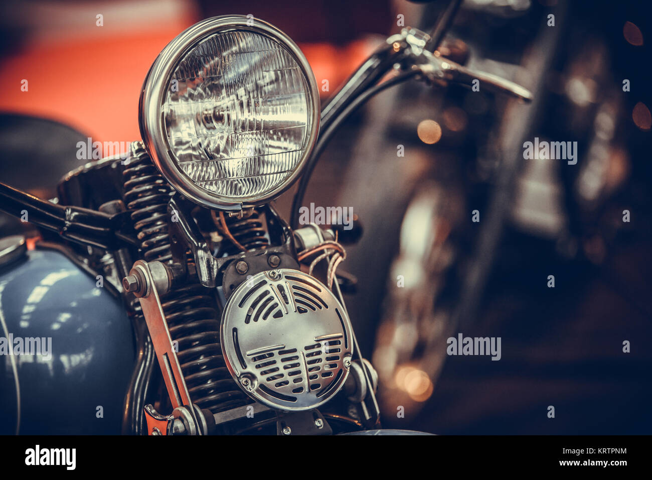 Goshyda Klaxon Moto Vintage 110 DB – Coque Métal Chromée, Résistant à La Corrosion, Universel Pour Vélo Rétro Et Custom