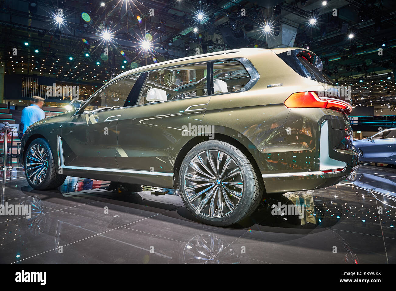 Francfort, Allemagne - le 12 septembre 2017 : 2017 BMW X7 Concept présenté sur le 67-ème Salon International de l'Automobile de Francfort (IAA) dans le parc des expositions Messe Frankfurt Banque D'Images