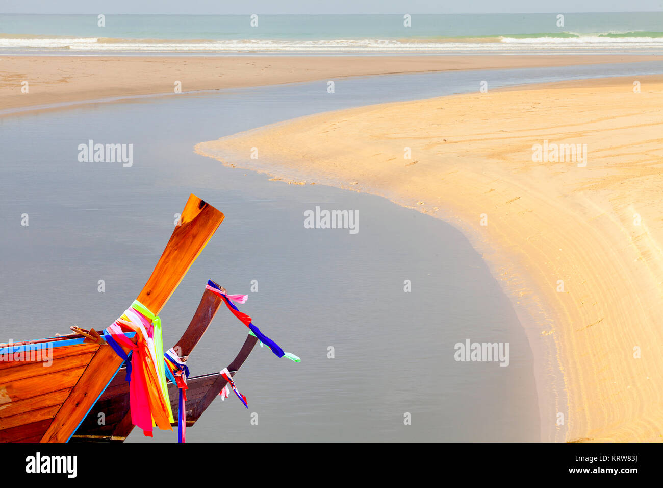 Tropical Beach at belle ,Mae Ramphueng beach, Krabi Thailand Banque D'Images