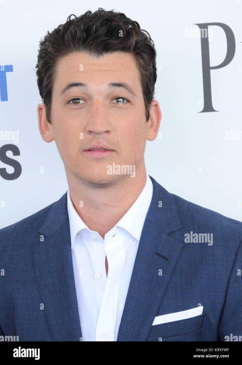 SANTA MONICA, CA - 25 février : l'Acteur Miles Teller assiste à 2017 Film Independent Spirit Awards, le 25 février 2017 à Santa Monica, en Californie. Photo de Barry King/Alamy Stock Photo Banque D'Images