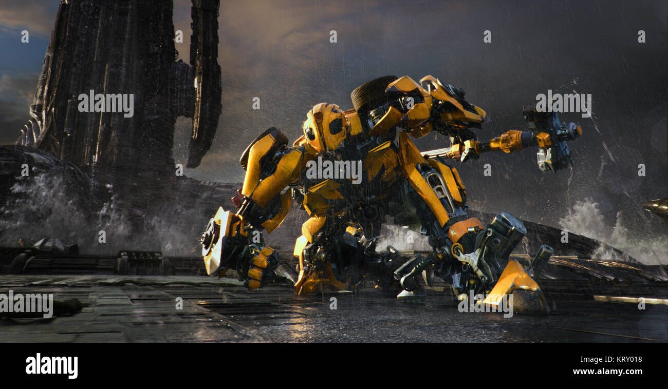 Transformers 5 : Michael Bay nous montre à quoi ressemble le nouveau  Bumblebee