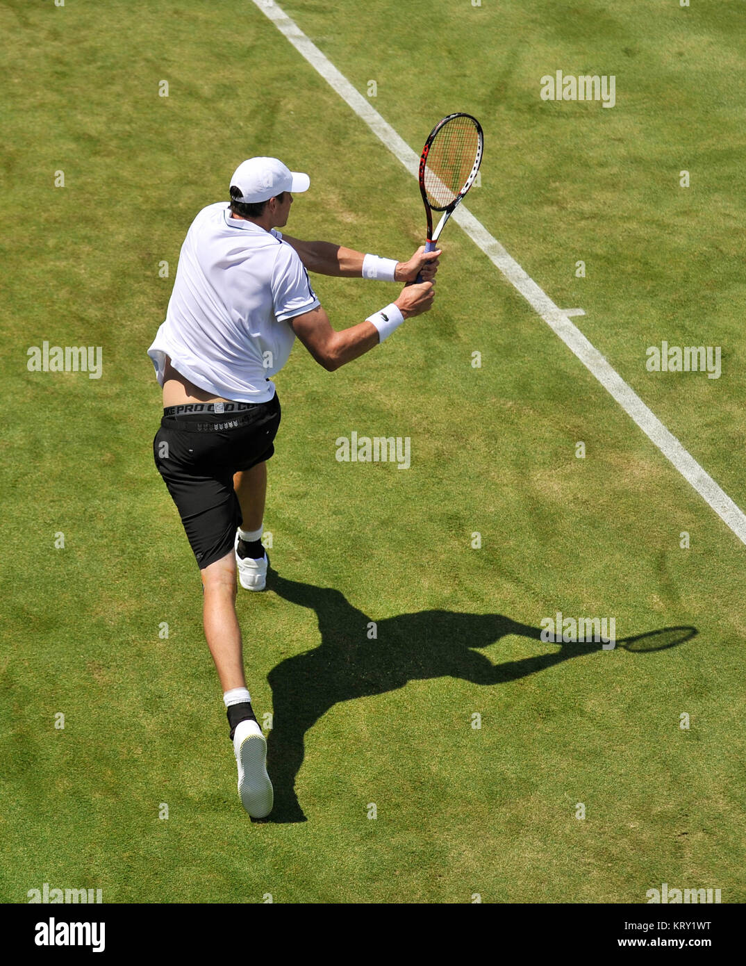 Londres, ANGLETERRE - 16 juin : John Isner lors du deuxième jour de l'Aegon Championships à Queen's Club le 16 juin 2015 à Londres, en Angleterre. People : John Isner Banque D'Images