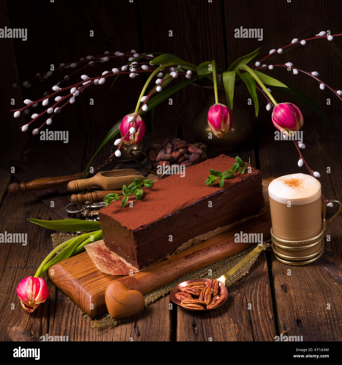 Gâteau au chocolat cappuccino Banque D'Images