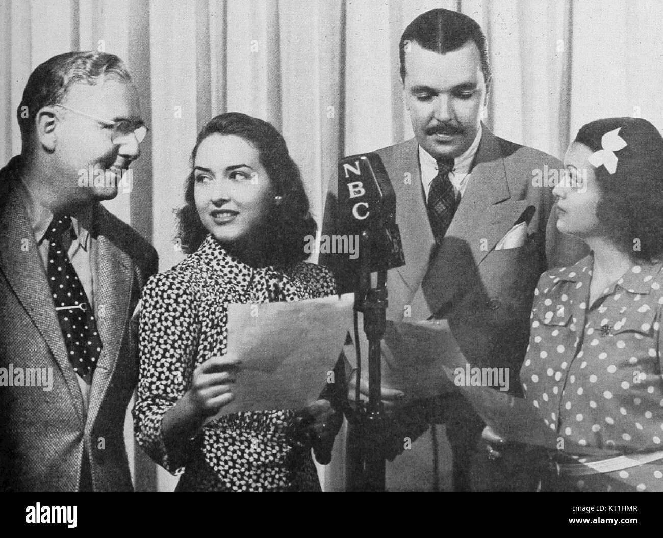 Un casting du film *Life Can Be Beautiful*, octobre 1940, mettant en vedette des acteurs du film classique connu pour ses histoires émotionnelles et ses performances puissantes. Le film met en lumière la résilience humaine dans les moments difficiles. Banque D'Images