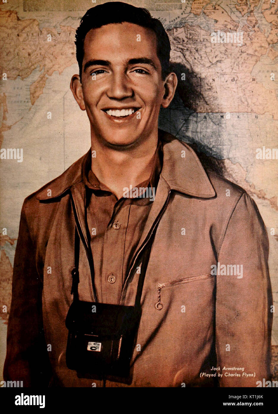 Charles Flynn incarne Jack Armstrong dans ce film de 1943, un rôle dans le genre aventure. Le personnage est connu pour sa personnalité audacieuse et ses actions héroïques. Banque D'Images