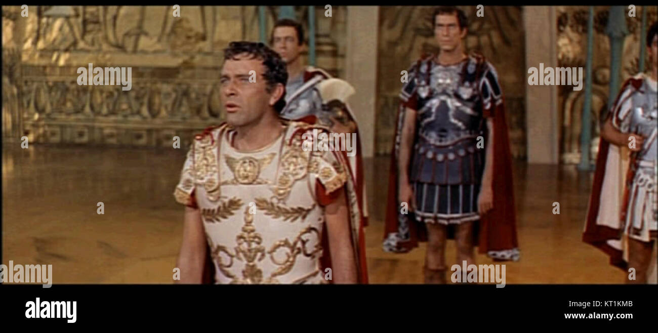 Une capture d'écran du film de 1963 'Cleopatra', réalisé par Joseph L. Mankiewicz, mettant en vedette Elizabeth Taylor dans le rôle-titre. Banque D'Images
