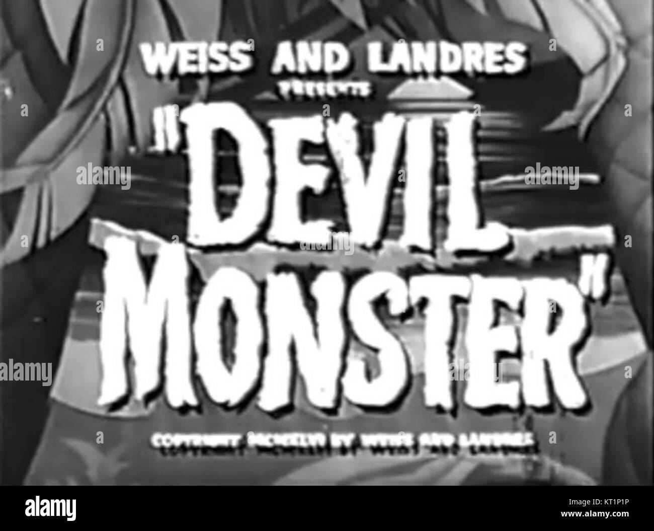 Devil Monster (1946) est un film de science-fiction qui explore les thèmes de l'horreur et du surnaturel, reflétant le style cinématographique des films de monstres du milieu du XXe siècle. Banque D'Images
