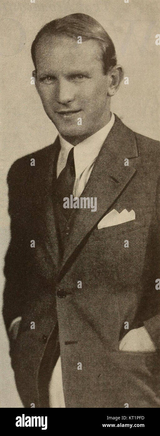 Donald Novis a été présenté dans le numéro de décembre 1932 de Radio Mirror, un magazine populaire de l'époque, connu pour sa couverture des personnalités de la radio et des nouvelles du divertissement. Banque D'Images