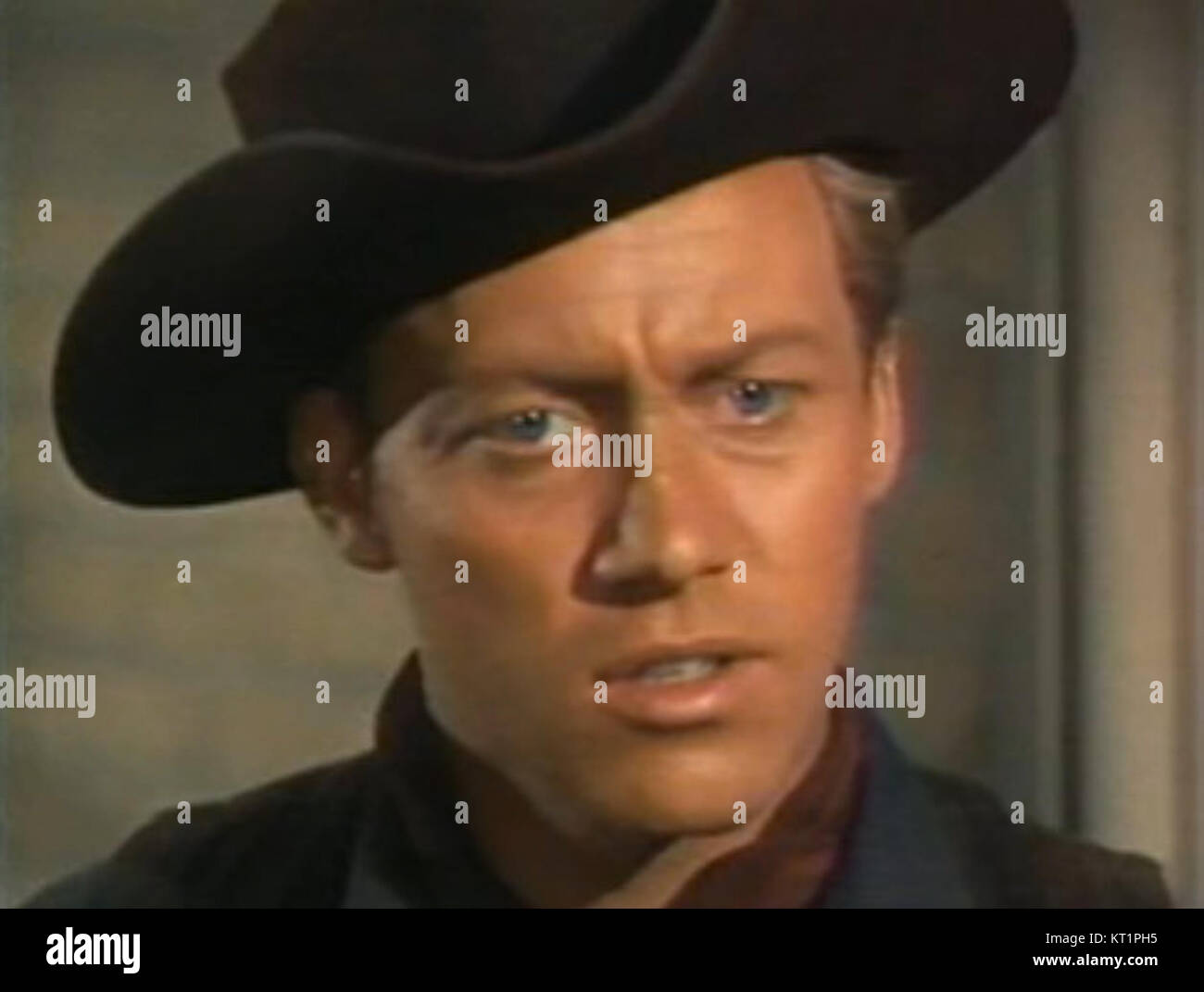 Don Dubbins est apparu dans l'épisode 'eau amère' de la série télévisée classique Bonanza. Il a joué un rôle clé dans ce drame occidental, ajoutant de la profondeur à l'histoire. Banque D'Images