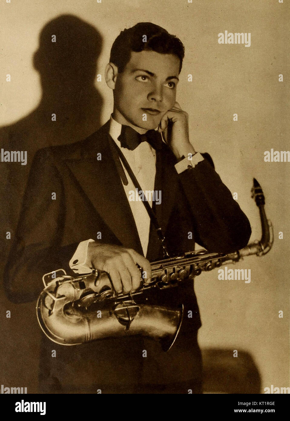 Eddie Quillan était un acteur américain, présenté dans l'édition de février 1931 de Cine-Mundial, mettant en avant son travail dans les débuts du cinéma hollywoodien. Banque D'Images