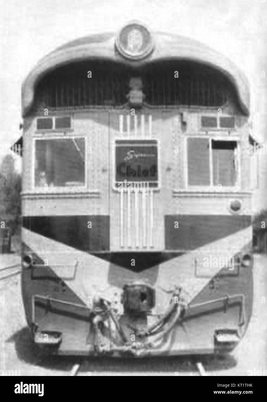La locomotive diesel EMC utilisée dans le Super Chief de Santa Fe est un exemple notable de l'ingénierie ferroviaire américaine du début du XXe siècle. C'était une locomotive emblématique de l'âge d'or du voyage ferroviaire, principalement utilisée sur la célèbre ligne Super Chief. Banque D'Images