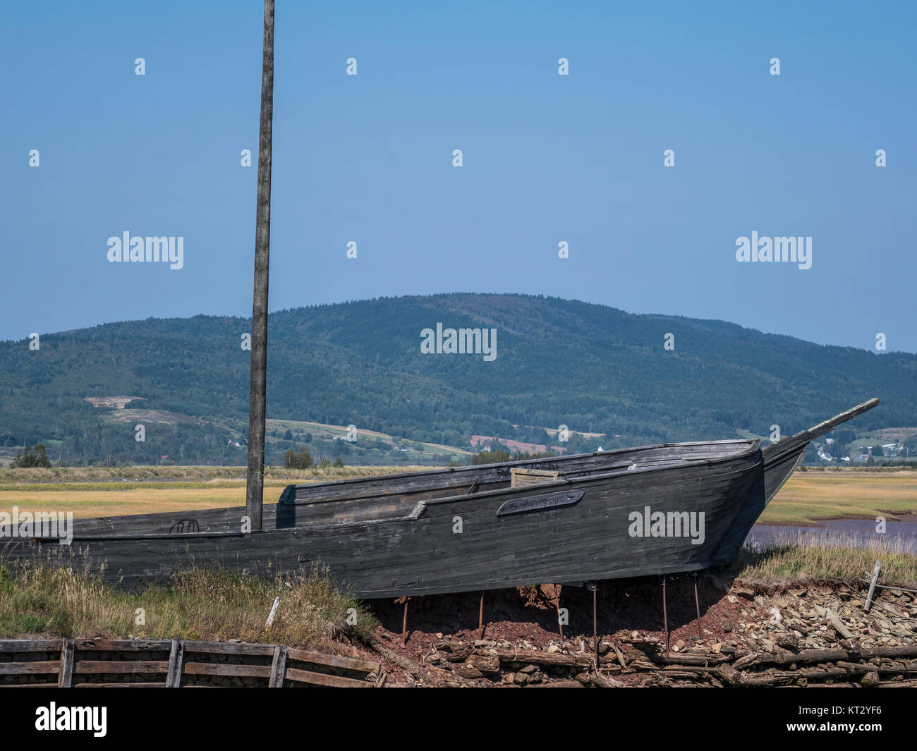 Monument à l'éclairage, un navire construit près de l'emplacement du chantier de parc, Mary's Point, dans la baie de Fundy, Nouveau-Brunswick, Canada. Banque D'Images