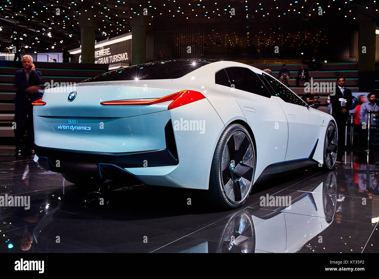 Francfort, Allemagne - le 12 septembre 2017 : 2017 BMW i Vision Dynamics Concept présenté sur le 67-ème Salon International de l'Automobile de Francfort (IAA) dans le Mess Banque D'Images