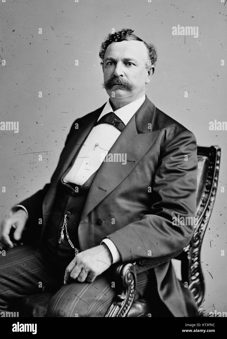 Alfred C. Harmer, un photographe américain renommé, a capturé ce portrait à l'aide de l'appareil photo Brady Handy, un équipement photographique historique. L'image est un bel exemple de photographie de portrait du XIXe siècle. Banque D'Images