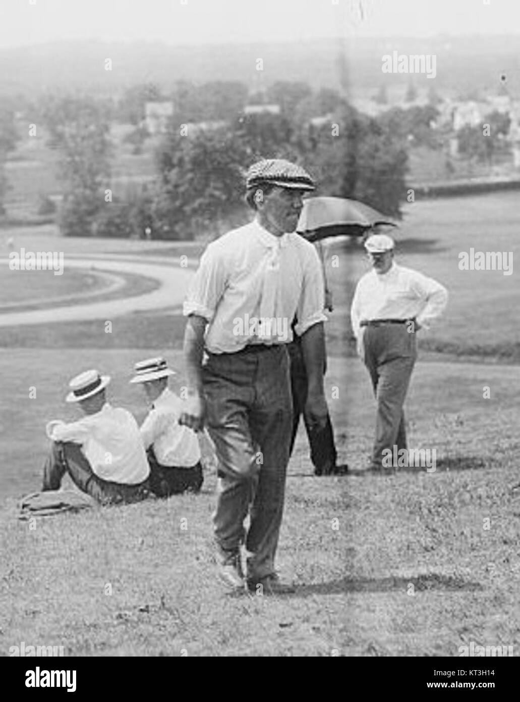 Fred McLeod était un joueur américain de basket-ball professionnel notable en NBA. Il était connu pour son temps avec les cavaliers de Cleveland et plus tard comme diffuseur, ayant un impact significatif dans le monde du basket-ball. Banque D'Images