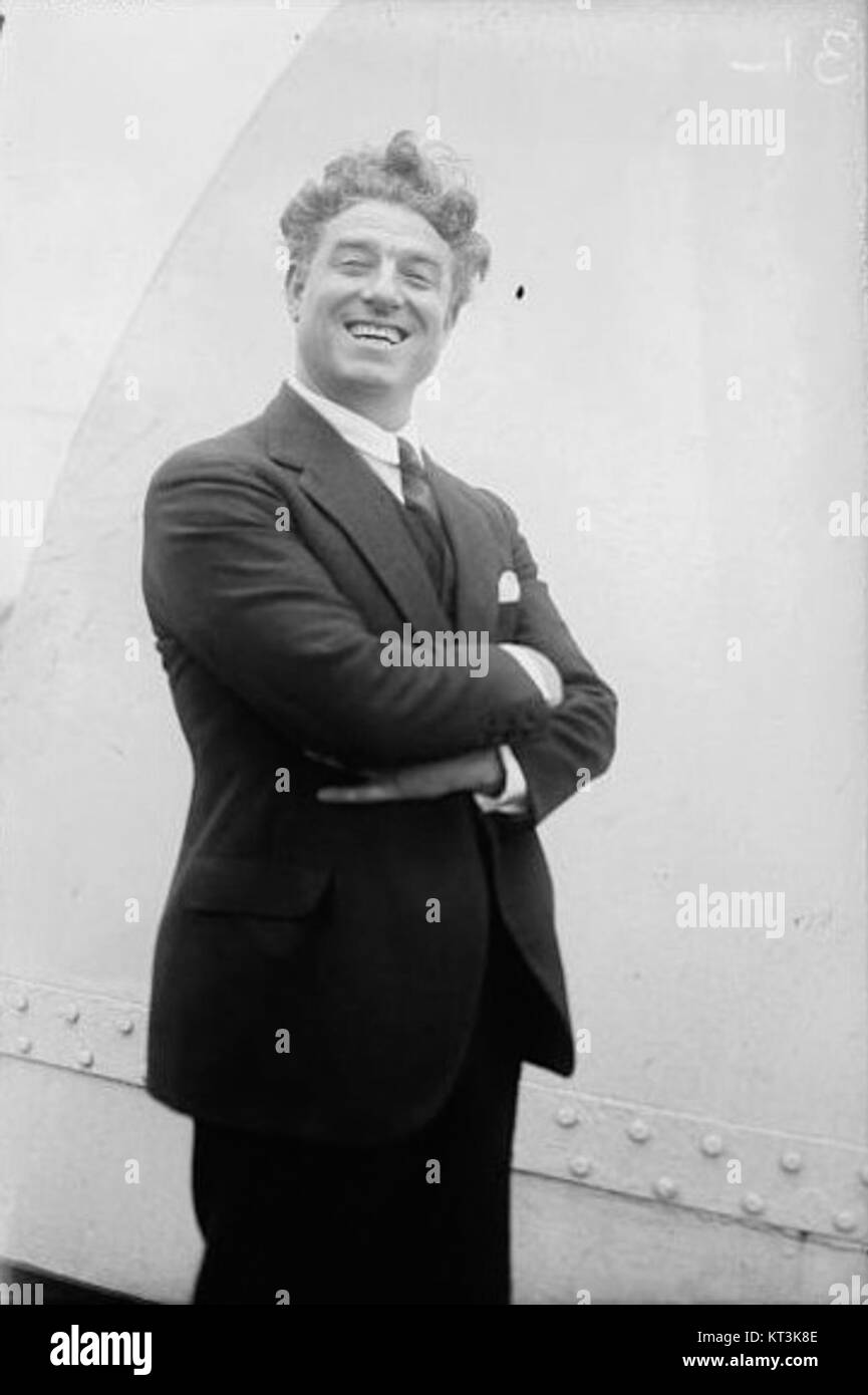 Giovanni Martinelli était une figure influente du monde de l'opéra, connue pour sa voix de ténor puissante et ses contributions au domaine de la musique classique au début du XXe siècle. Banque D'Images