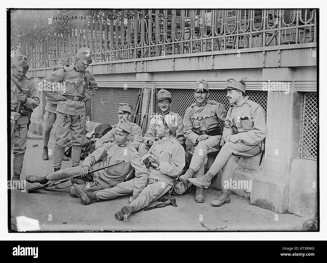 Des soldats hongrois à Buda pest (17144360948) Banque D'Images