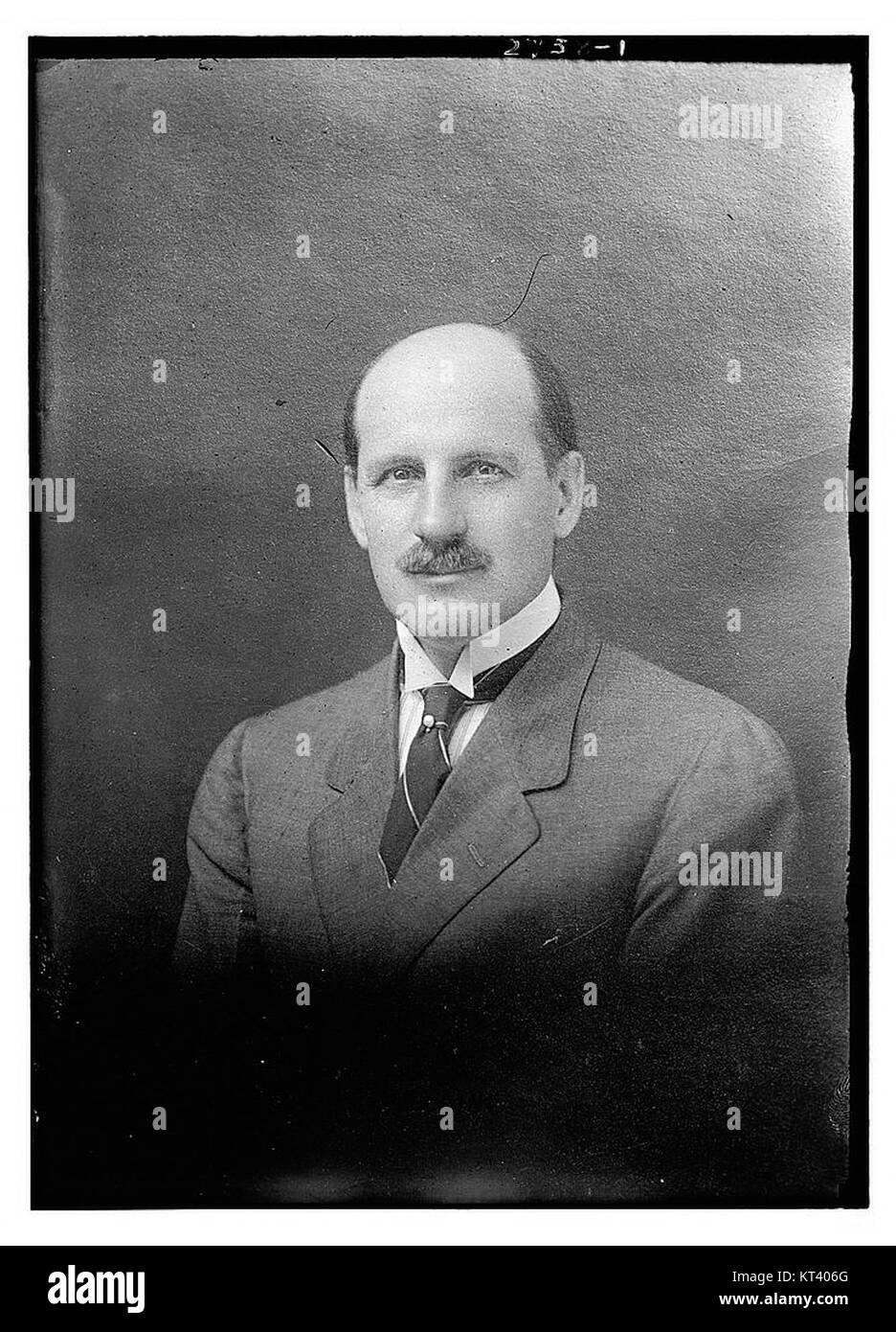 Joseph R. Darling était un homme d'affaires et philanthrope américain, connu pour ses contributions importantes à diverses industries et activités caritatives. Il a été une figure clé du développement économique du début du XXe siècle. Banque D'Images