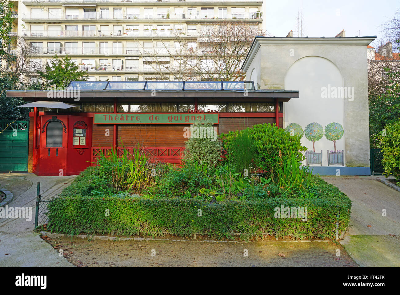 Vue sur le Parc Montsouris, un jardin public situé dans le quartier de la Porte  d'Orléans dans le 14ème arrondissement de Paris, France Photo Stock - Alamy