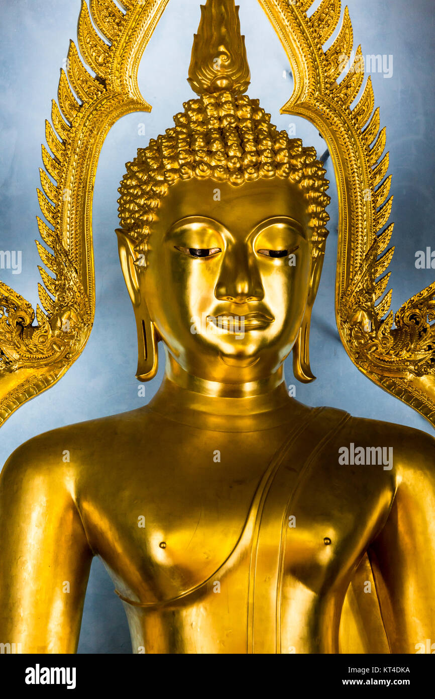 Bouddha méditant au Temple de Wat Pho à Bangkok. Banque D'Images