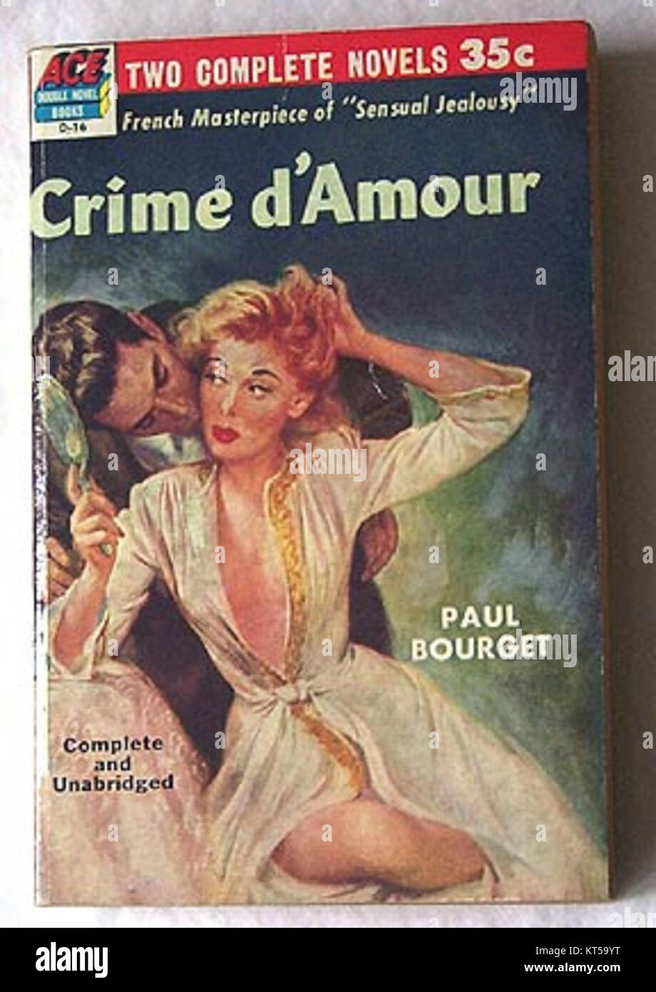 Voici la couverture du roman de Paul Bourget 'crime d'amour', illustré par Harry Barton en 1953. L'œuvre reflète les thèmes du roman, capturant son essence émotionnelle et dramatique à travers l'illustration. Banque D'Images