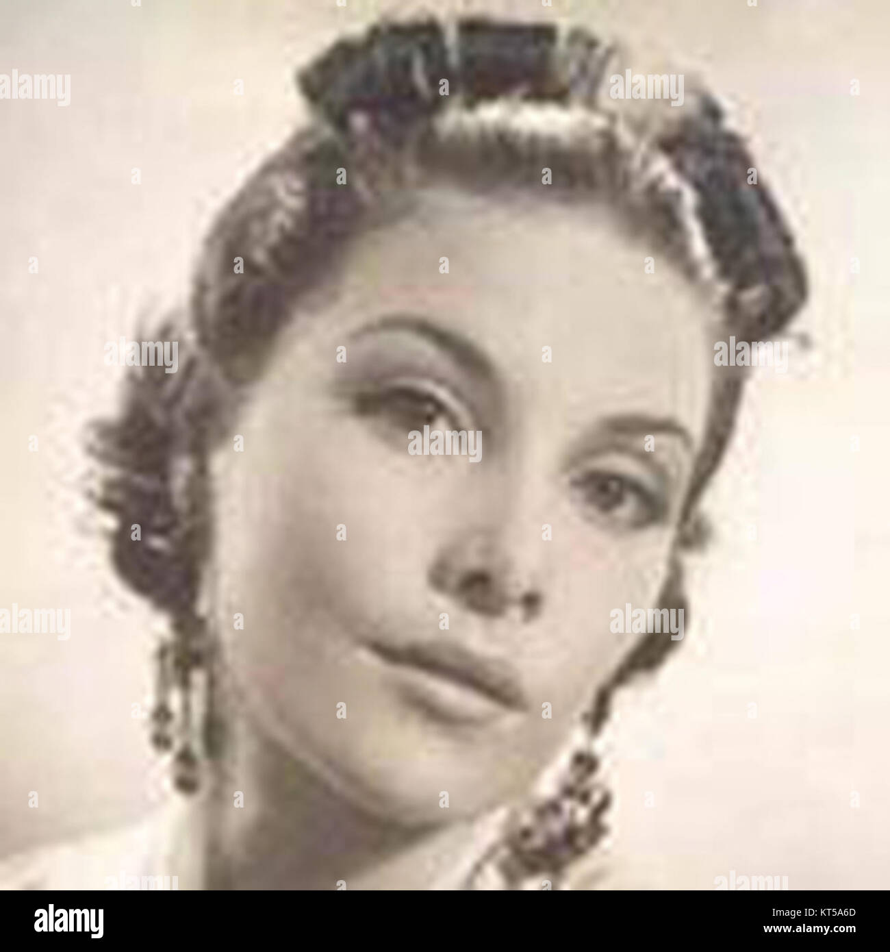 Pearl Argyle fait référence à un motif ou un design spécifique souvent utilisé dans les textiles ou les arts décoratifs Le motif présente des formes répétées de losanges ou de losanges, souvent avec des couleurs contrastées, et est populaire dans la mode et le design d'intérieur. Banque D'Images