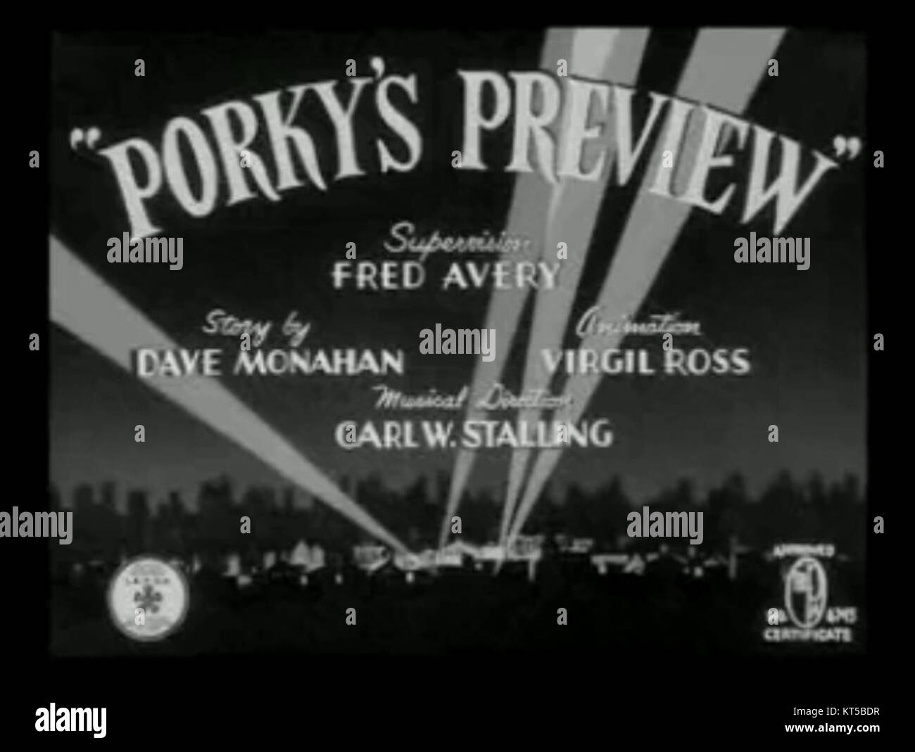 Ce titre fait référence à un avant-première ou à du matériel promotionnel lié au film *Porky's*, un film de comédie de 1981 connu pour son humour audacieux et la représentation de mésaventures adolescentes. Le film a été un succès majeur au box-office, influençant de nombreuses comédies adolescentes qui ont suivi. Banque D'Images