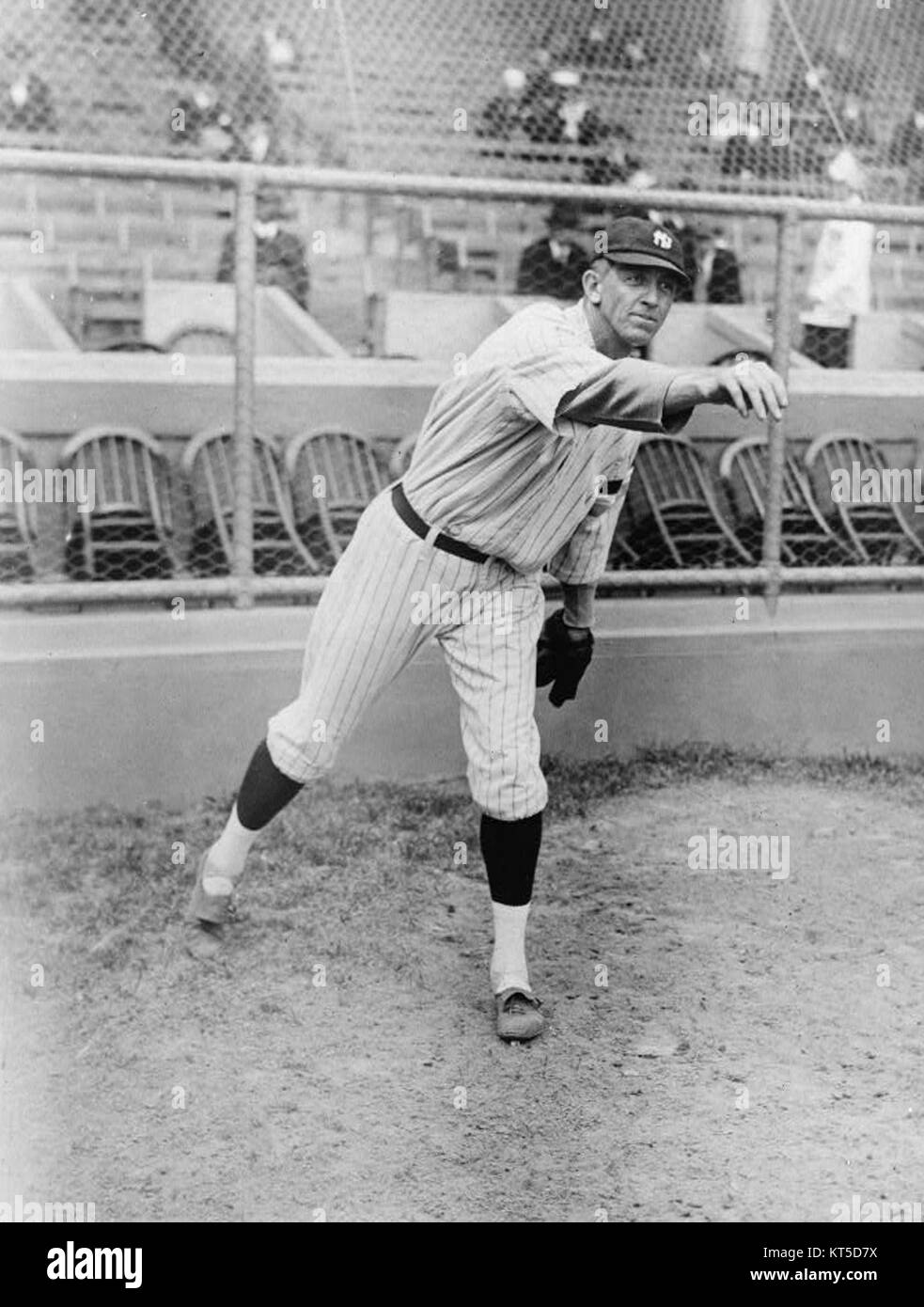 Ray Caldwell est un lanceur de la Ligue majeure de baseball connu pour sa carrière remarquable avec les Indiens de Cleveland au début du XXe siècle. Banque D'Images