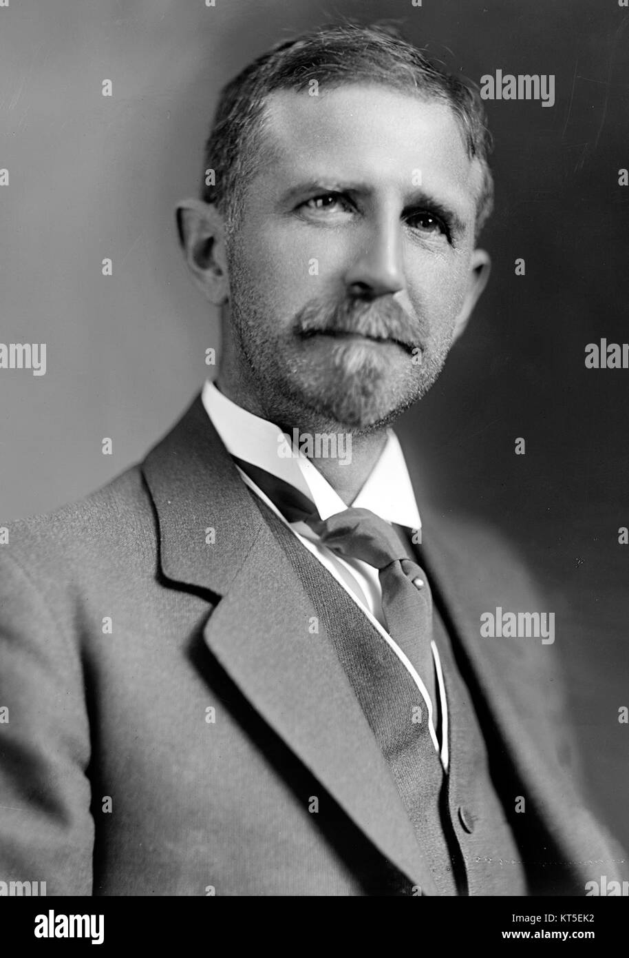 Roger Babson était un entrepreneur et philanthrope américain. Cette image capture sa ressemblance au cours de ses années actives, reflétant son impact sur les affaires et la société. Banque D'Images