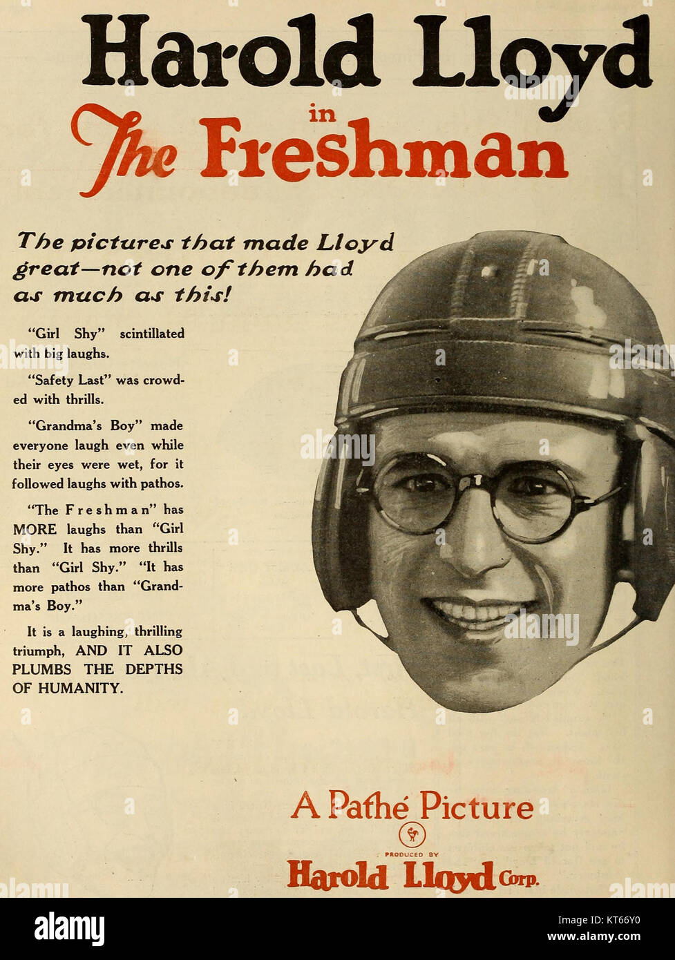 Cette publicité pour « The Freshman » présente du matériel promotionnel lié au film. Faisant probablement référence à une œuvre comique ou dramatique, la publicité met en évidence des éléments clés des thèmes, personnages ou intrigues du film. Banque D'Images