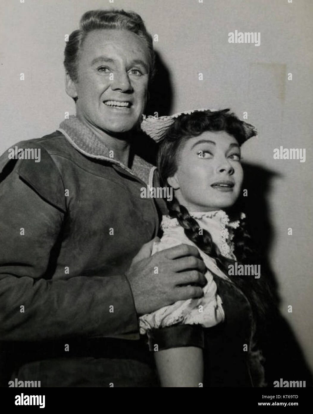 Van Johnson-Lori Nelson dans le joueur de flûte de Hamelin Banque D'Images