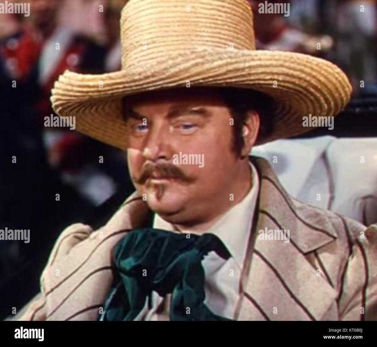Walter Slezak apparaît dans une bande-annonce de The Pirate, un film de 1948 le mettant en scène dans un rôle secondaire, mettant en valeur sa présence théâtrale au cinéma. Banque D'Images
